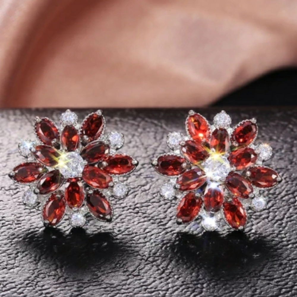 New Red Flower Stud Earrings